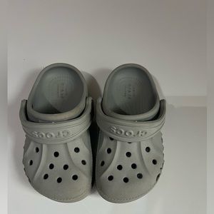 Toddler crocs